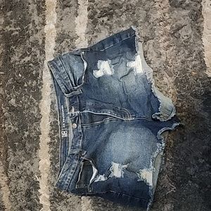 No Boundaries Size 11 shorts